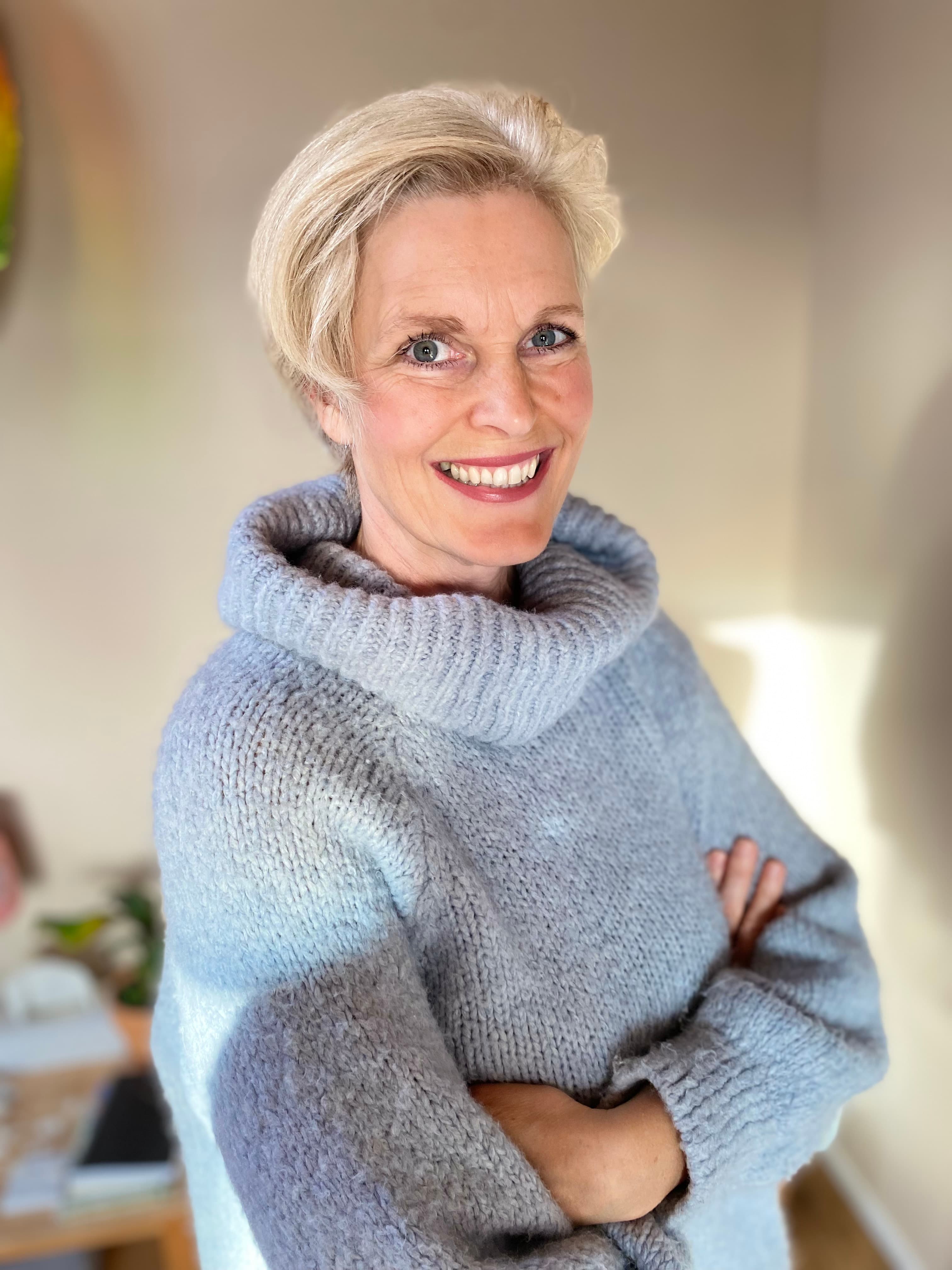 Portrait: Annabel Raven
